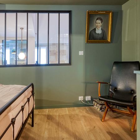 Au Noeud Vert Chambres D'Hotes Νεβέρ Δωμάτιο φωτογραφία